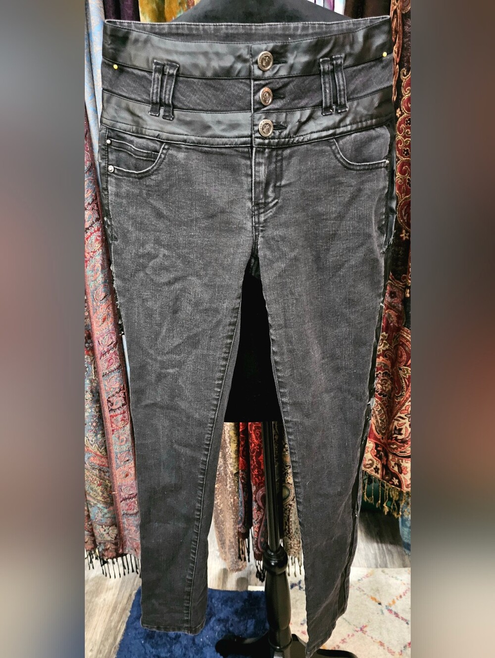 1st Kiss Women's Black Skinny Jeans with High Waist Button Detail